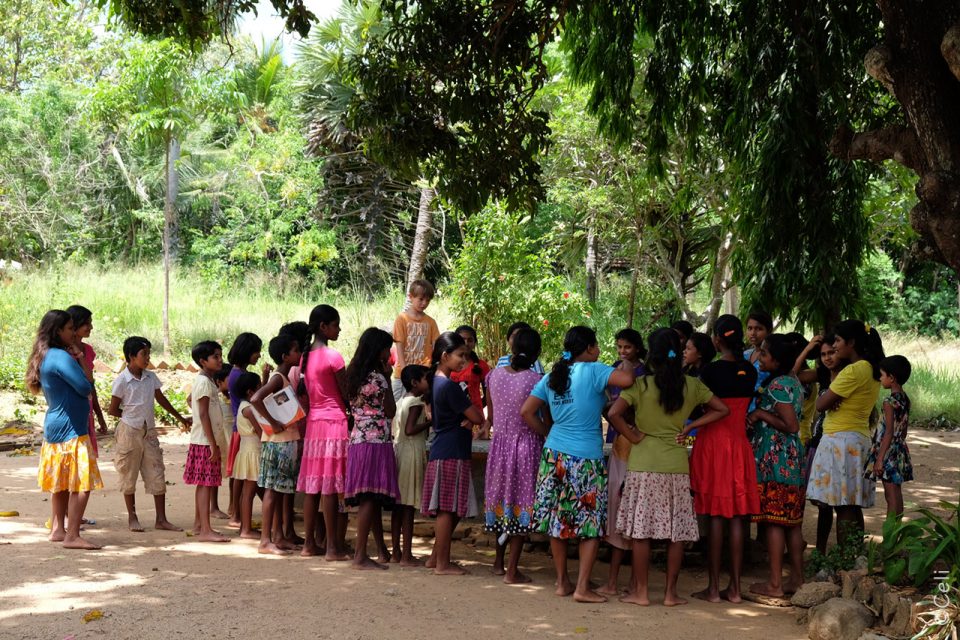 Sri Lanka - Orfanato Bosath Balika -  Things to do in Sri Lanka with in a family trip