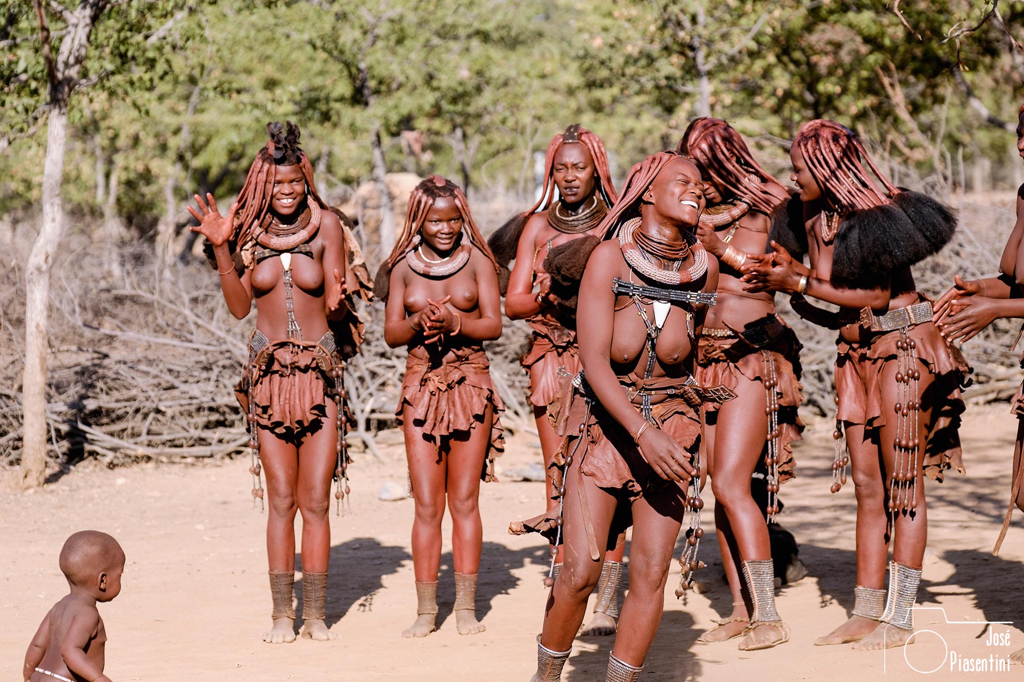 Himba dancing